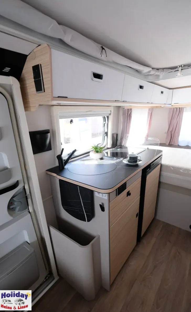 Fahrzeugbild Hymer Eriba Touring 530 Urban Auflastung 1.400 kg #9