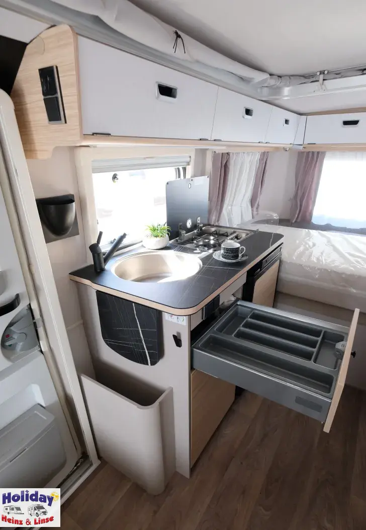 Fahrzeugbild Hymer Eriba Touring 530 Urban Auflastung 1.400 kg #10
