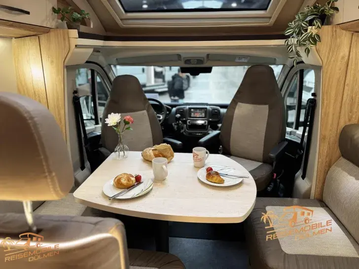 Fahrzeugbild Eura Mobil Profila T 695 EB #12