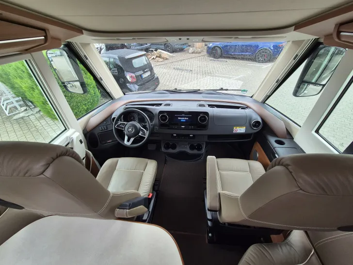Fahrzeugbild Carthago I 4.9LE chic c-line #7