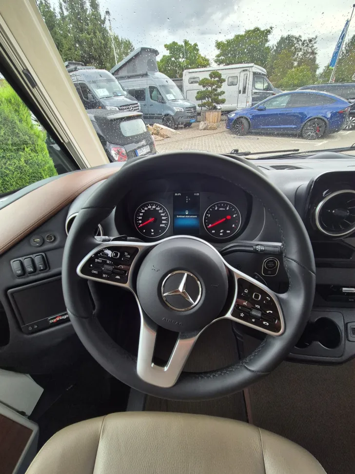 Fahrzeugbild Carthago I 4.9LE chic c-line #8