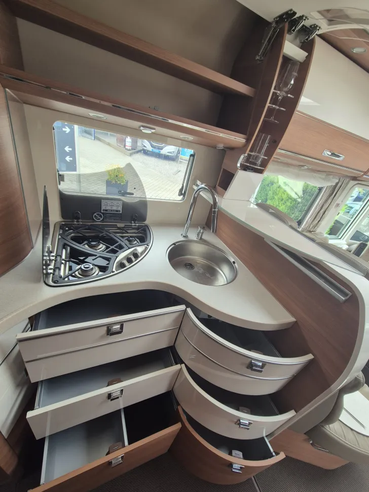 Fahrzeugbild Carthago I 4.9LE chic c-line #19
