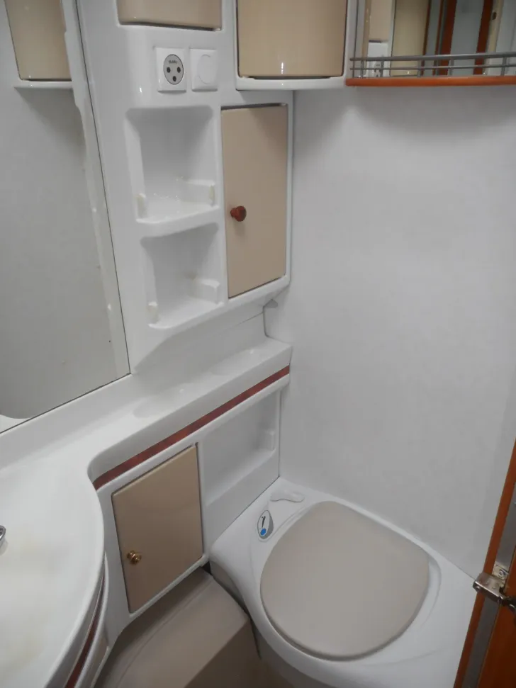 Fahrzeugbild Hobby Excellent 650 UMFe #15