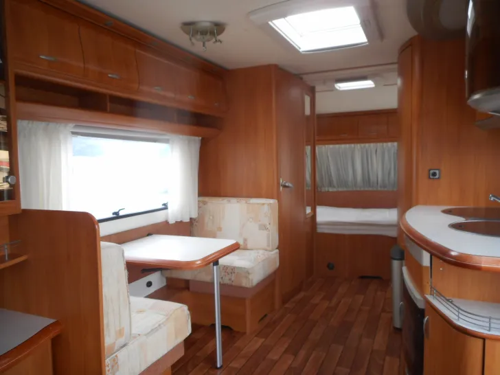 Fahrzeugbild Hobby Excellent 650 UMFe #6