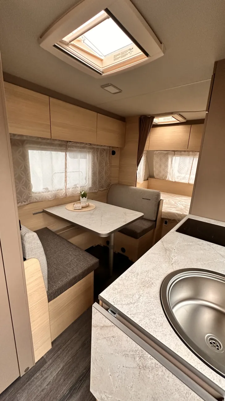 Fahrzeugbild Weinsberg CaraCito 470 QDK Steckdosen PLUS Paket #6