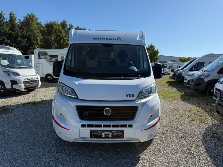 Fahrzeugbild Sunlight VANS V 60 #3