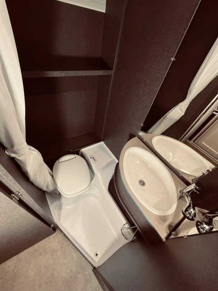 Fahrzeugbild Dethleffs c' joy 420 QSH #11