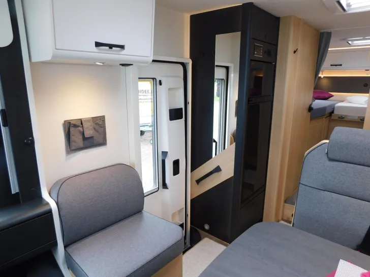 Fahrzeugbild Sunlight Adventure I 68 Automatik, Digital-Paket #9