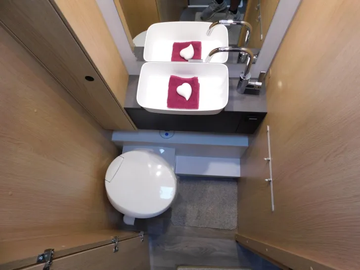 Fahrzeugbild Sunlight Adventure I 68 Automatik, Digital-Paket #18