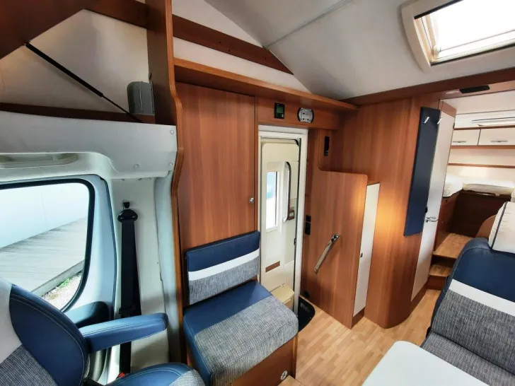 Fahrzeugbild LMC Breezer A 714 G #9