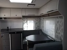 Sicht vorne-hinten Fendt Apero Activ 390 FH 2026 1700Kg "Brenta"