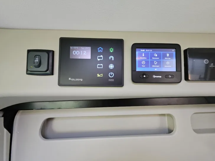 Fahrzeugbild Summit Shine 600 L Fiat 140 PS Pössl Rabatt #13