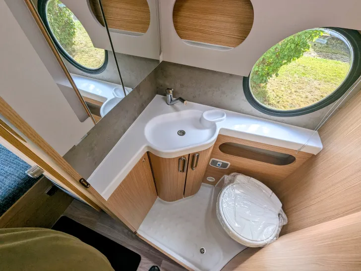 Fahrzeugbild T@B BASIC 400 AUFLASTUNG 1500KG, ALU #13