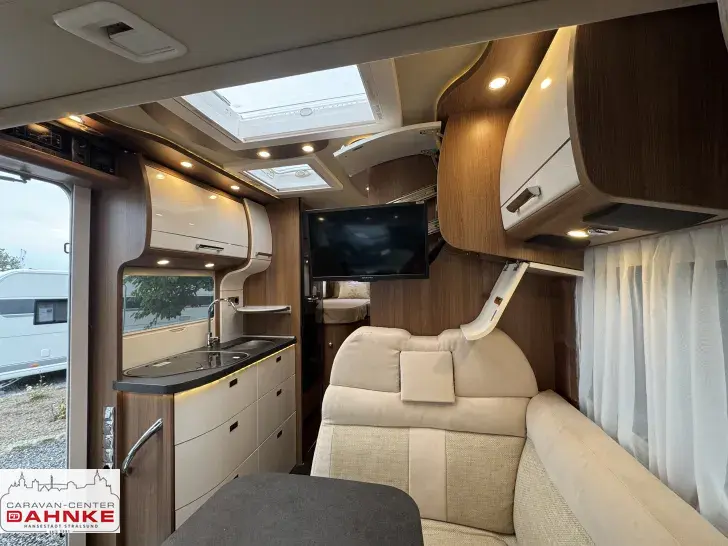 Fahrzeugbild Carthago c-compactline I 141 LE Luftfederung*Sat/TV*AHK*Navi #6