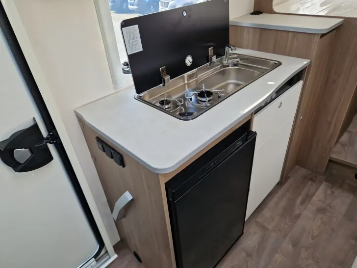 Fahrzeugbild Carado V 337 Pro+ TV/SAT/Markise #12