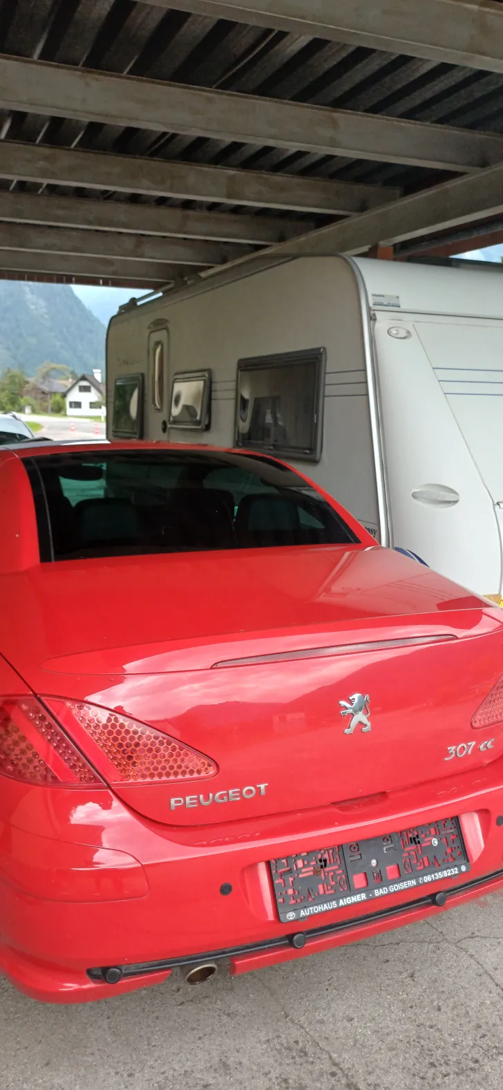 Fahrzeugbild Hobby De Luxe 460 LU #3