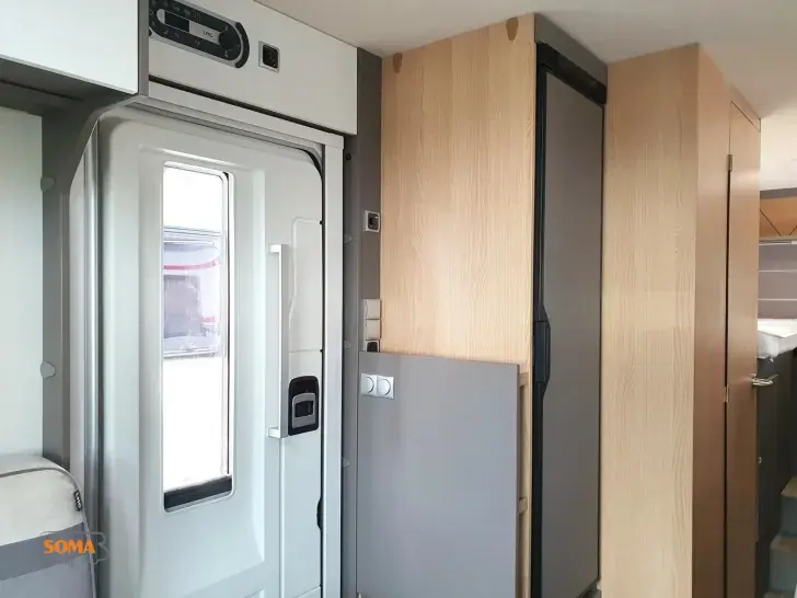 Fahrzeugbild LMC Tourer T 730 G #11