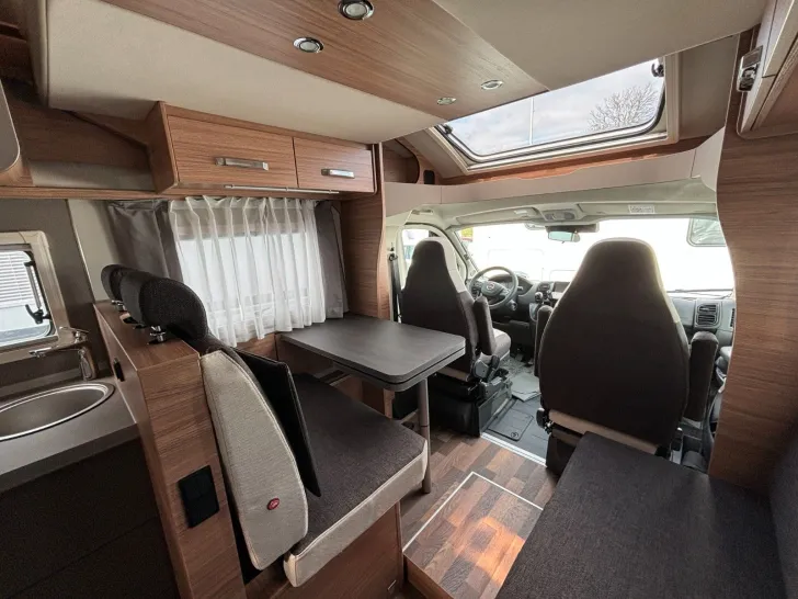Fahrzeugbild Weinsberg CaraSuite 650 MF #11