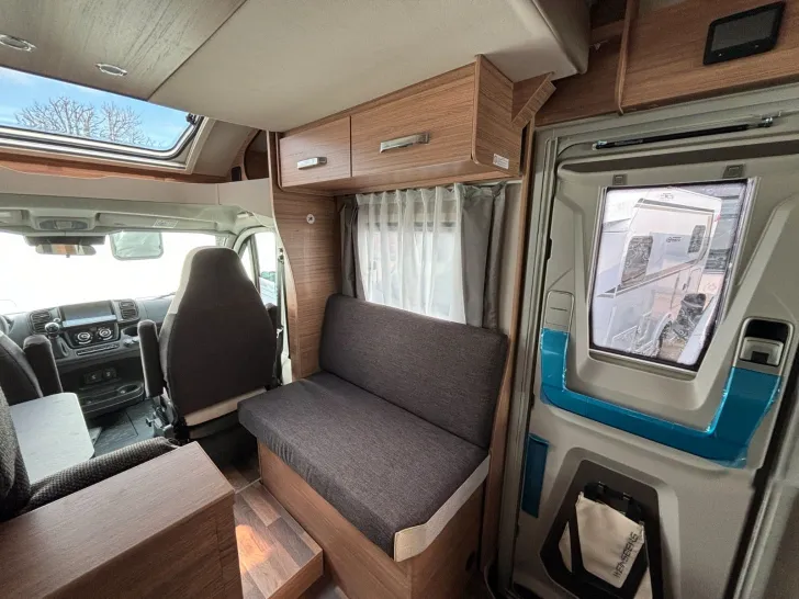 Fahrzeugbild Weinsberg CaraSuite 650 MF #12