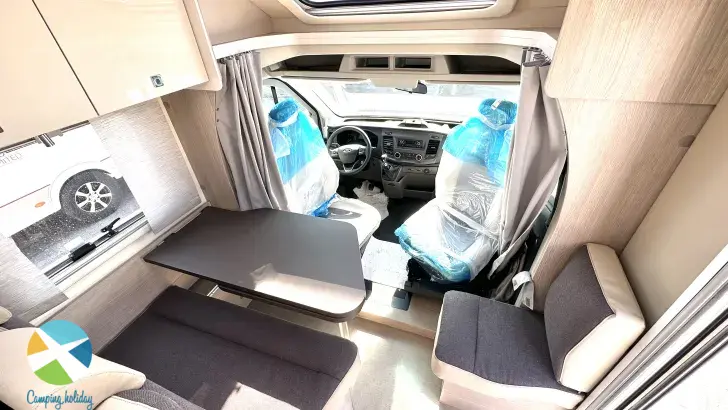 Fahrzeugbild Bürstner Lineo T 620 G #5