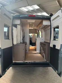 Fahrzeugbild Bürstner B66 600 C Auch mit Schlafdach verfügbar! #6