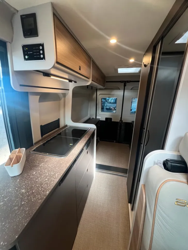 Fahrzeugbild Bürstner B66 600 C Auch mit Schlafdach verfügbar! #13