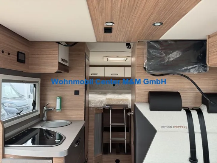 Fahrzeugbild Weinsberg CaraCompact Suite MB 640 MEG 2025 Edition Pepper #8