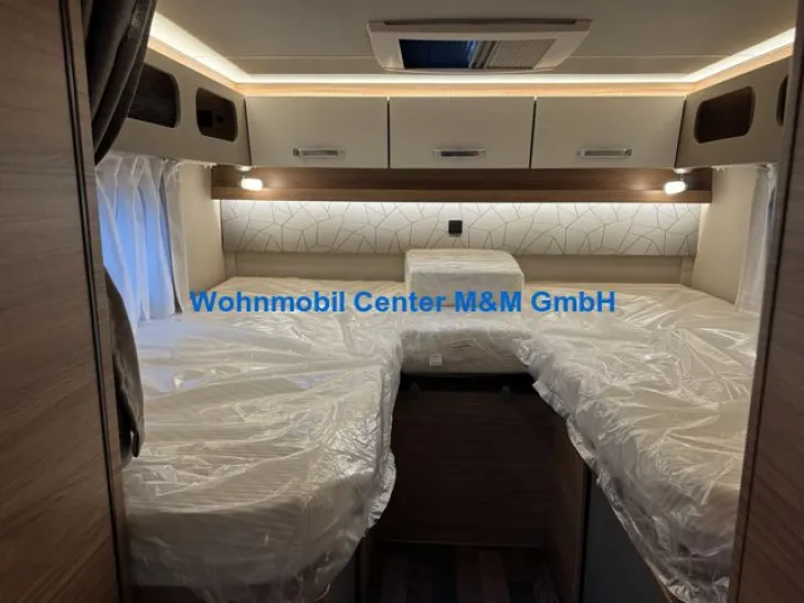 Fahrzeugbild Weinsberg CaraCompact Suite MB 640 MEG 2025 Edition Pepper #10