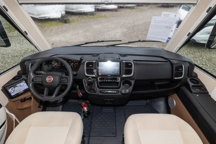 Fahrzeugbild Carthago C-COMPACTLINE I 138 DB #3