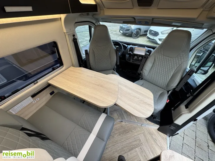 Fahrzeugbild Challenger V217 Sport Edition -sofort Verfügbar- #11