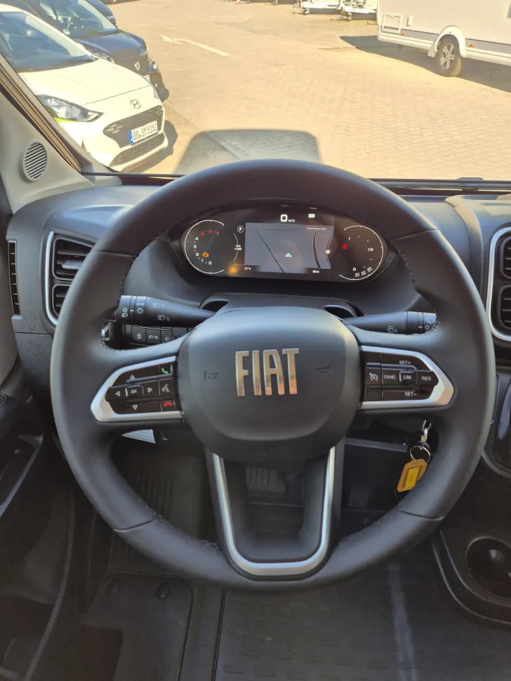 Fahrzeugbild Carado CV600 Pro *Aufstelldach* #8