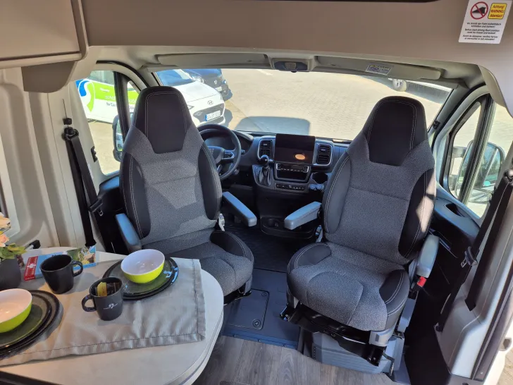 Fahrzeugbild Carado CV600 Pro *Aufstelldach* #10