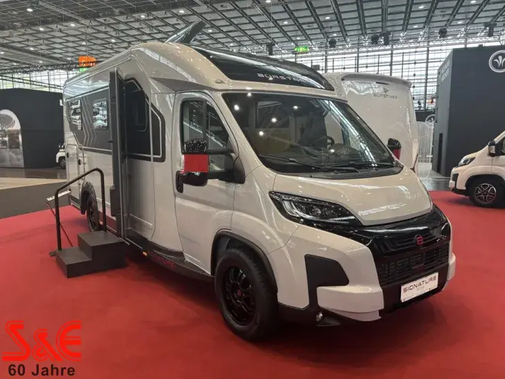 Bürstner Signature SFT 7.1 als Teilintegriert in Dortmund bei caraworld ...