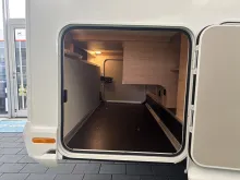 Heckgarage Knaus L!VE TI 650 MEG Platinum Selection LIVE Niedrigbetten ACC L-Sitz