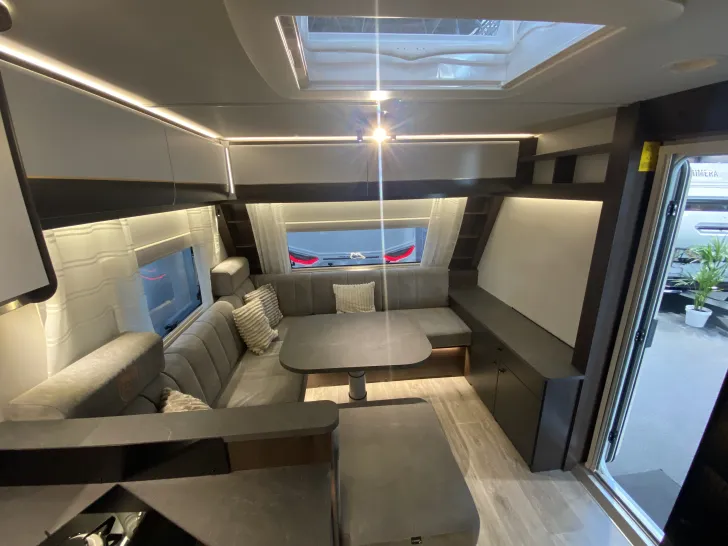 Fahrzeugbild Polar Chimera 590 FWL NEUHEIT Klima Mover #16