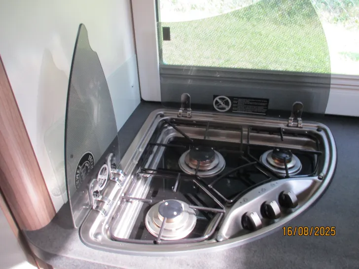 Fahrzeugbild Malibu I 460 LE #6