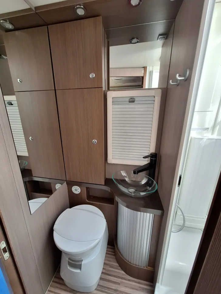 Fahrzeugbild Adria Supersonic I 701 SL #16