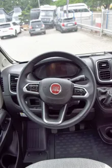 Fahrzeugbild Carado CV600 pro+*Schwenkbad* #10