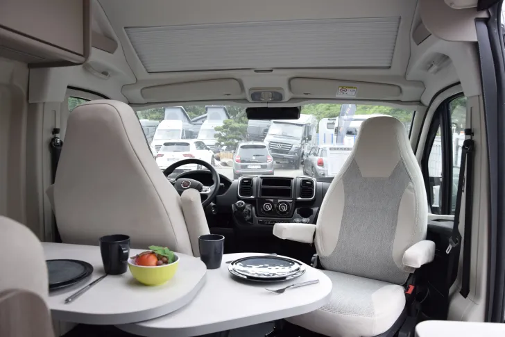 Fahrzeugbild Carado CV600 pro+*Schwenkbad* #20