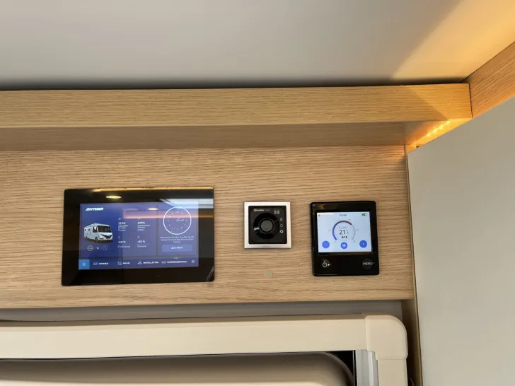 Fahrzeugbild Hymer B-MC I 600 BlackLine *Arktis*Autarkie*Solar* #16