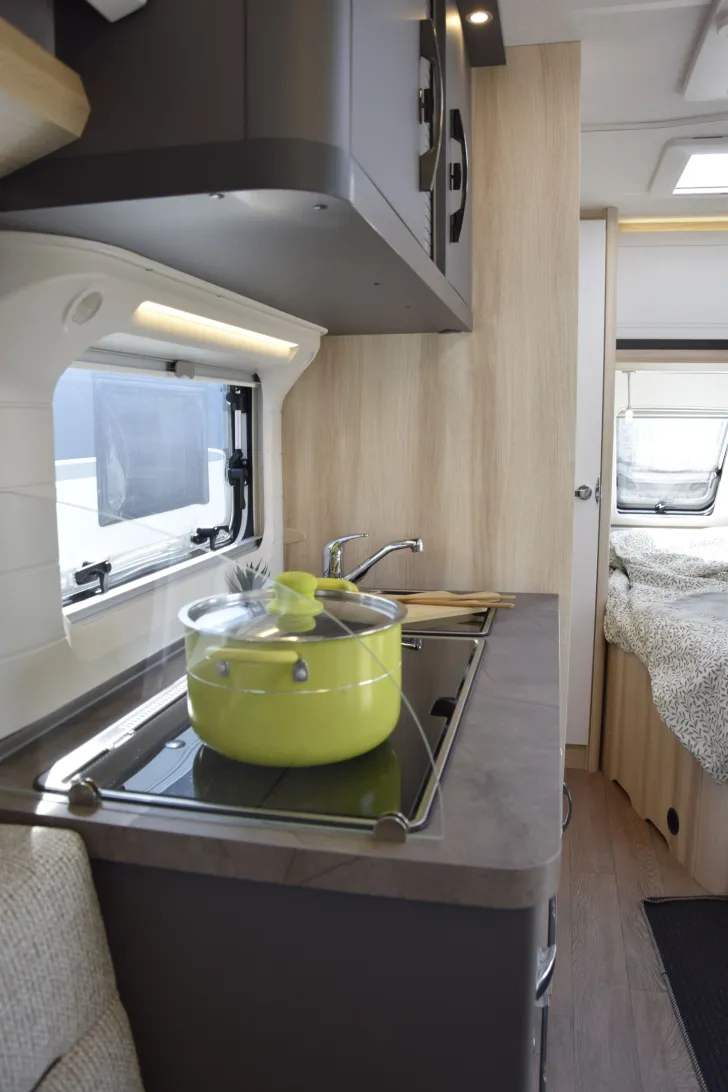 Fahrzeugbild Hobby De Luxe 460 UFe #14