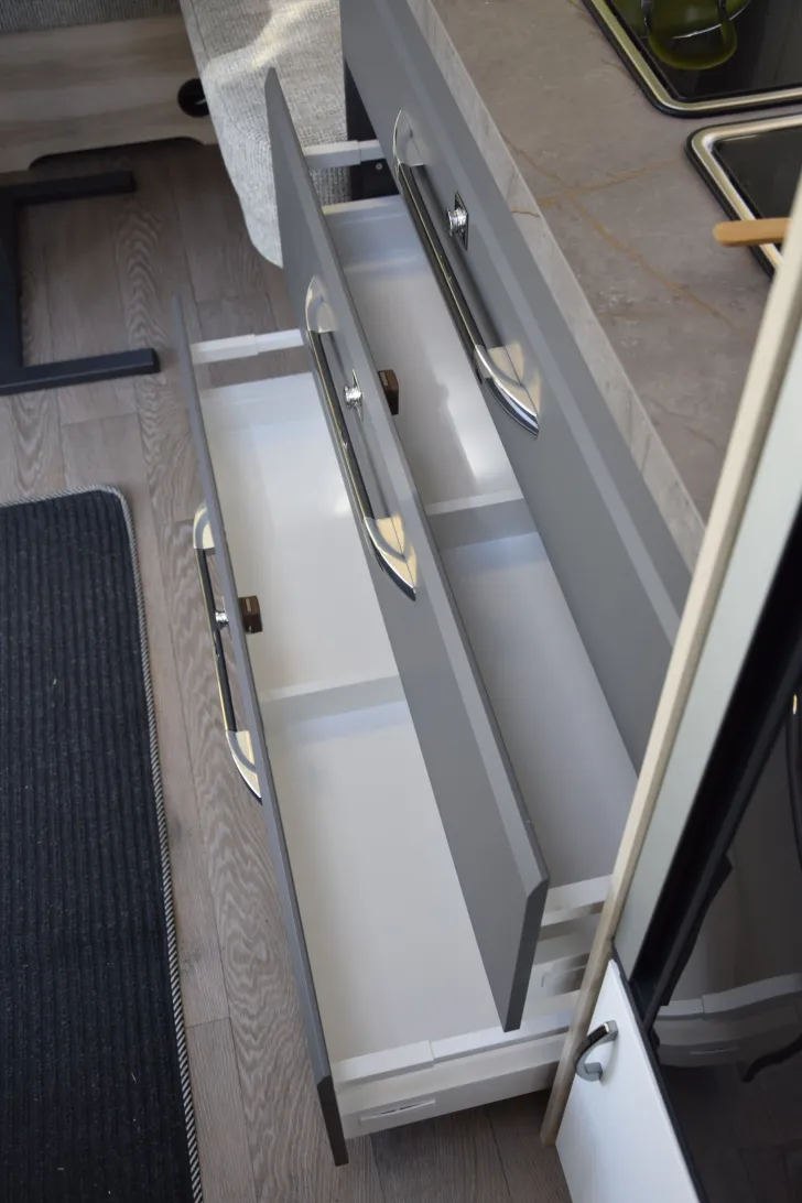 Fahrzeugbild Hobby De Luxe 460 UFe #15