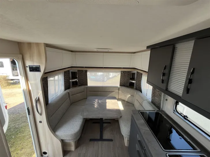 Fahrzeugbild Hobby De Luxe 540 UL #6