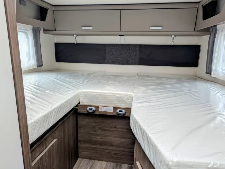 Fahrzeugbild Carado T 338 pro+ HUBBETT, AUTOMATIK, MJ26 #8