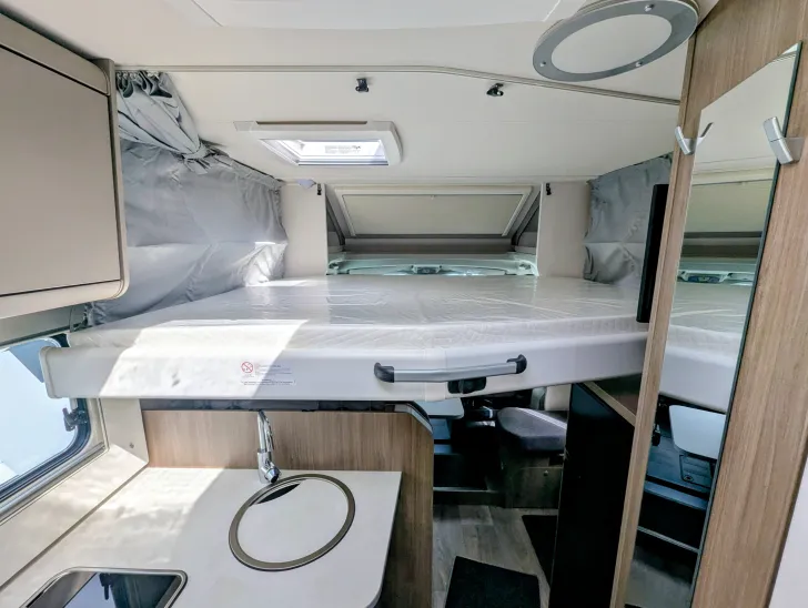 Fahrzeugbild Carado T 338 pro+ HUBBETT, AUTOMATIK, MJ26 #9