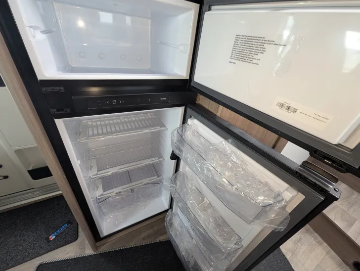 Fahrzeugbild Carado T 338 pro+ HUBBETT, AUTOMATIK, MJ26 #12