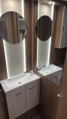 Toilette Tabbert Cazadora 460 E 2,3 Modell 2026, UVP32203Euro