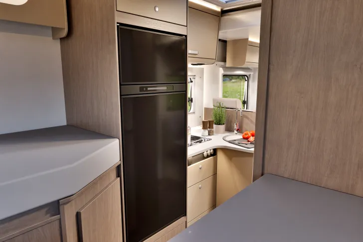 Fahrzeugbild Carado T448 pro+ *Hubbett* #21