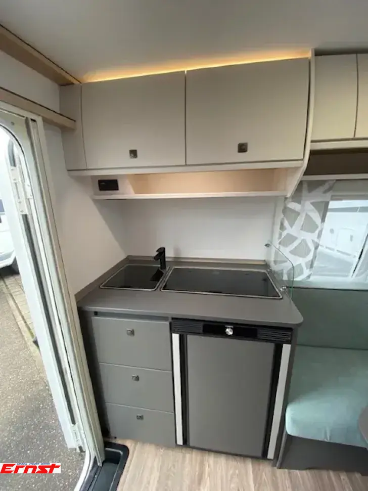 Fahrzeugbild Fendt Apero Activ 390 FH #8