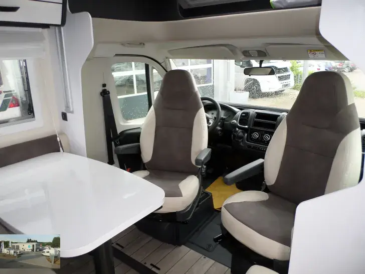 Fahrzeugbild Forster T 699 EB Modell 2026  Einzelb./ Hubbett #5